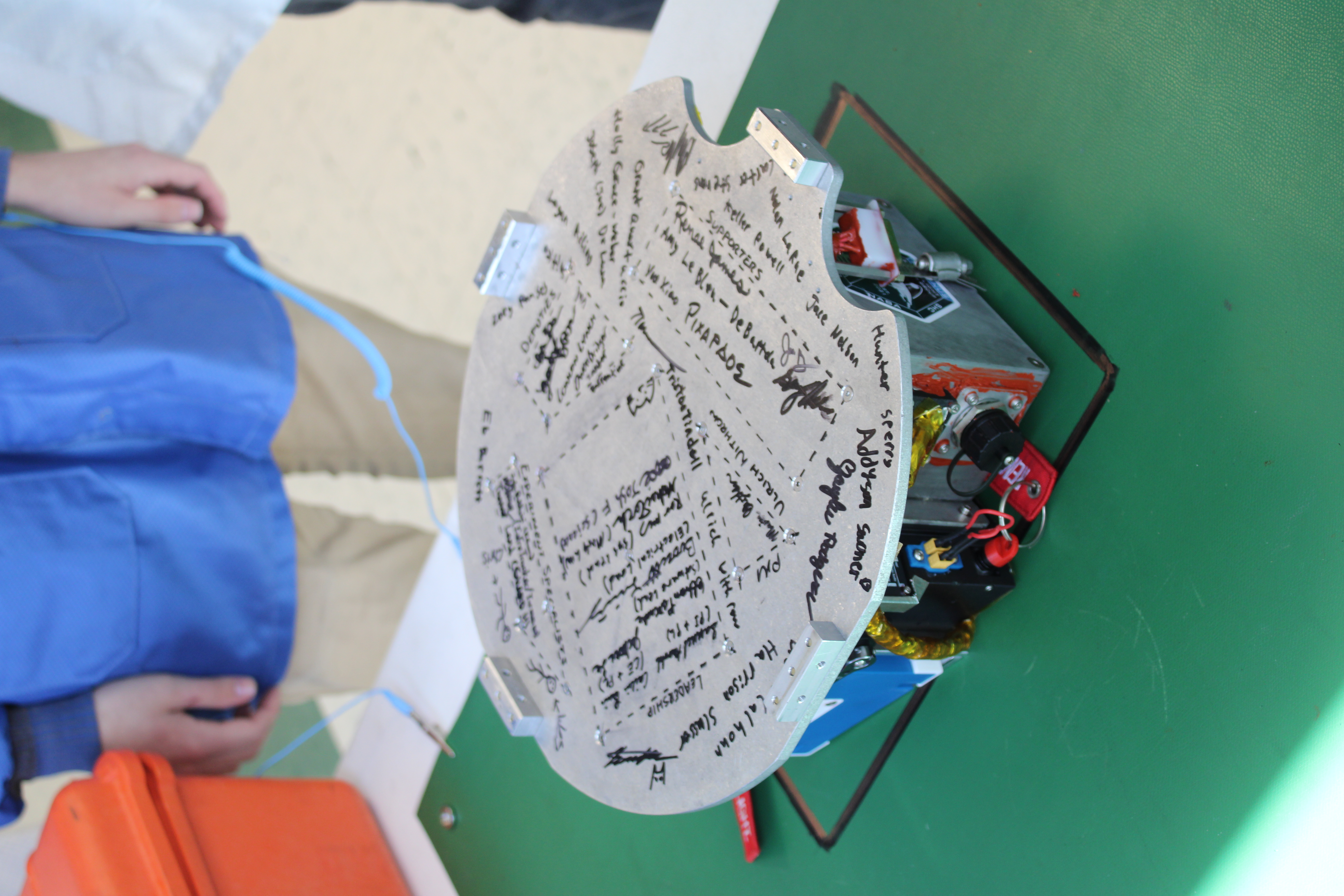 ELARA spacecraft baseplate